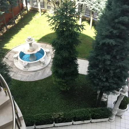 Отель Julton Events 3*